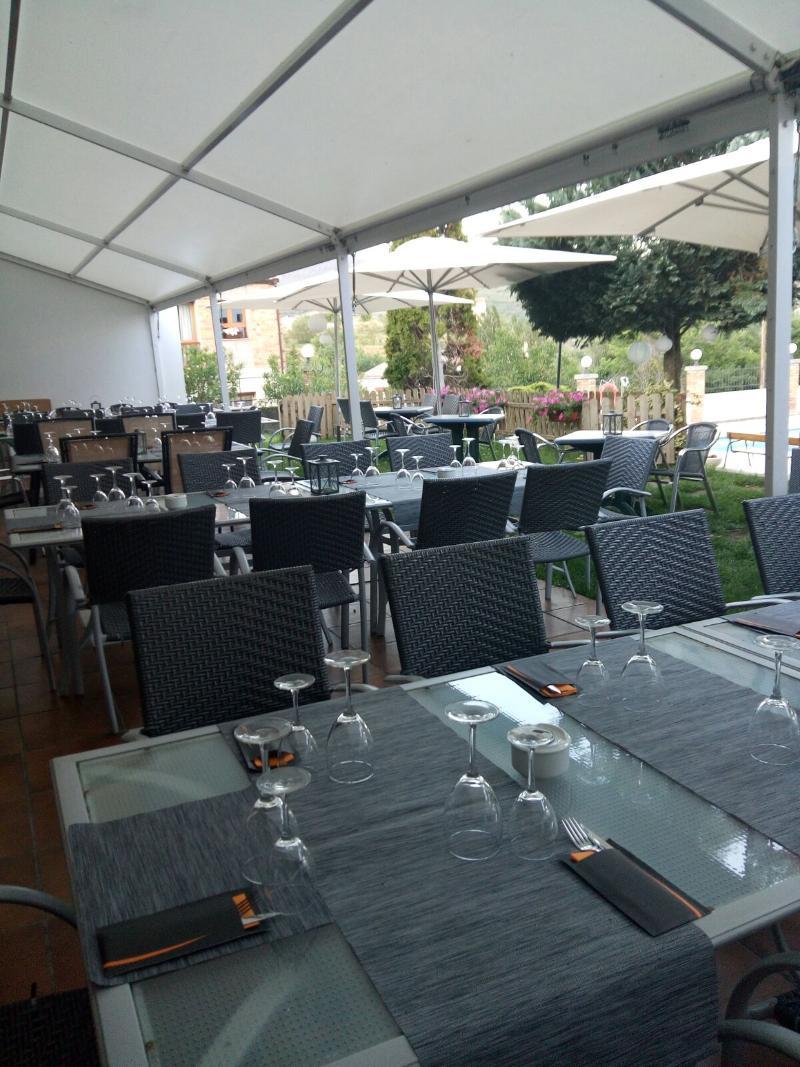 Hotel Segle XX Tremp Exterior foto