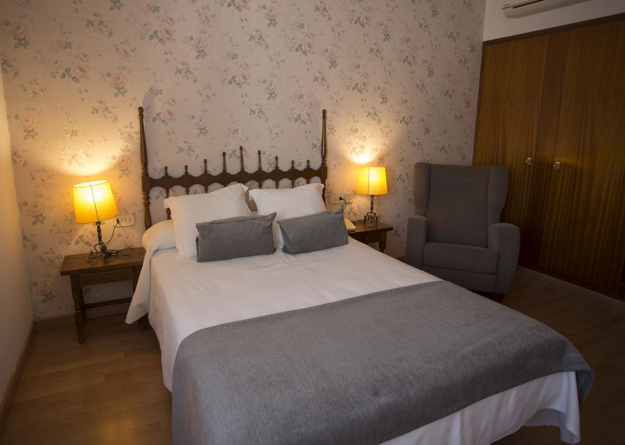 Hotel Segle XX Tremp Exterior foto